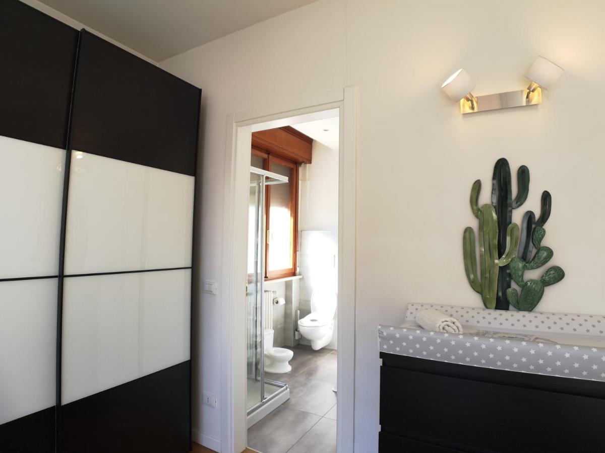 Convenient Family Apt With Private Parking Mestre Exterior foto